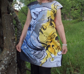 Dress with Print Moon and Sun promo 