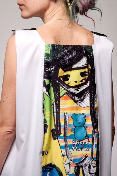 White Blouse With Print